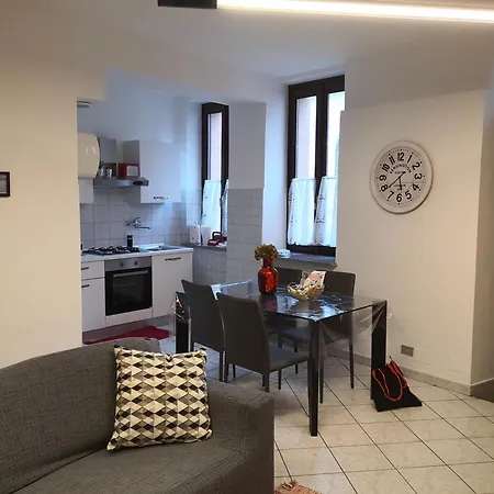 Domuscuneo Casa Universita Apartment